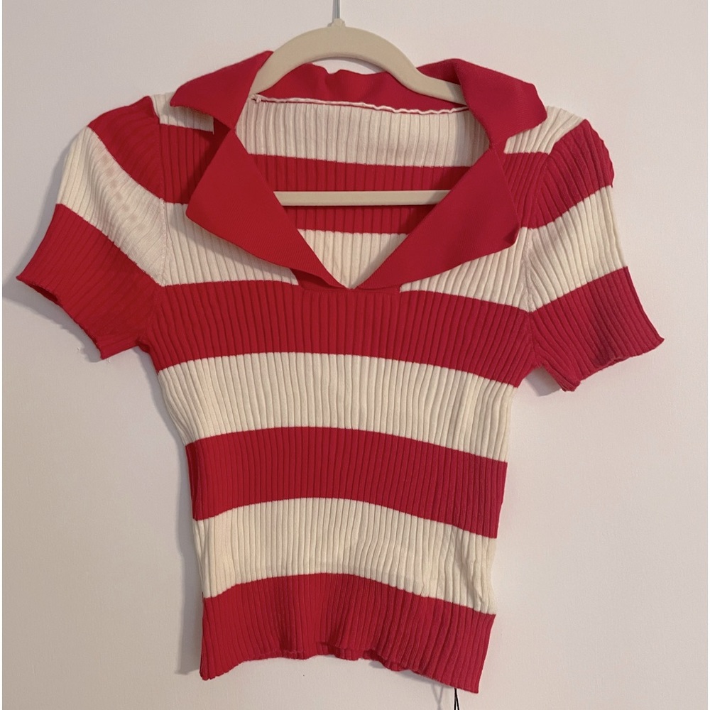 NWT Red and white knit collared top from Cider.